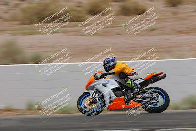 media/Jun-04-2022-WERA (Sat) [[b852bbbd55]]/Race 8 Superbike Expert Novice V7 HW/